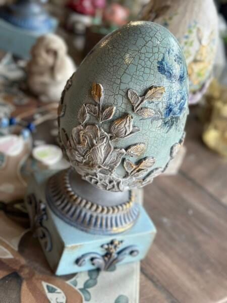 Seramik Yumurta Neden Boyanır? Dekorasyondaki Anlamı ve Kullanım Fikirleri