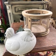 Telli Tavuk Yumurtalık Polyester ve Ahşabın Uyumu