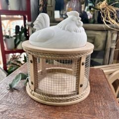 Telli Tavuk Yumurtalık Polyester ve Ahşabın Uyumu