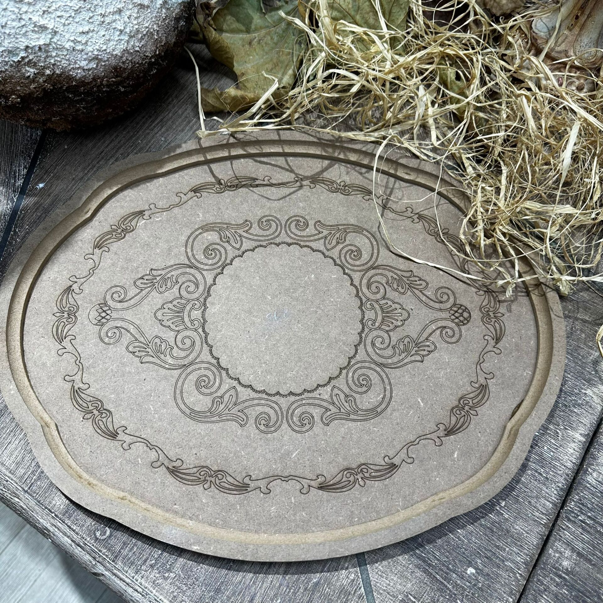 Lazer Desenli Tepsi 4