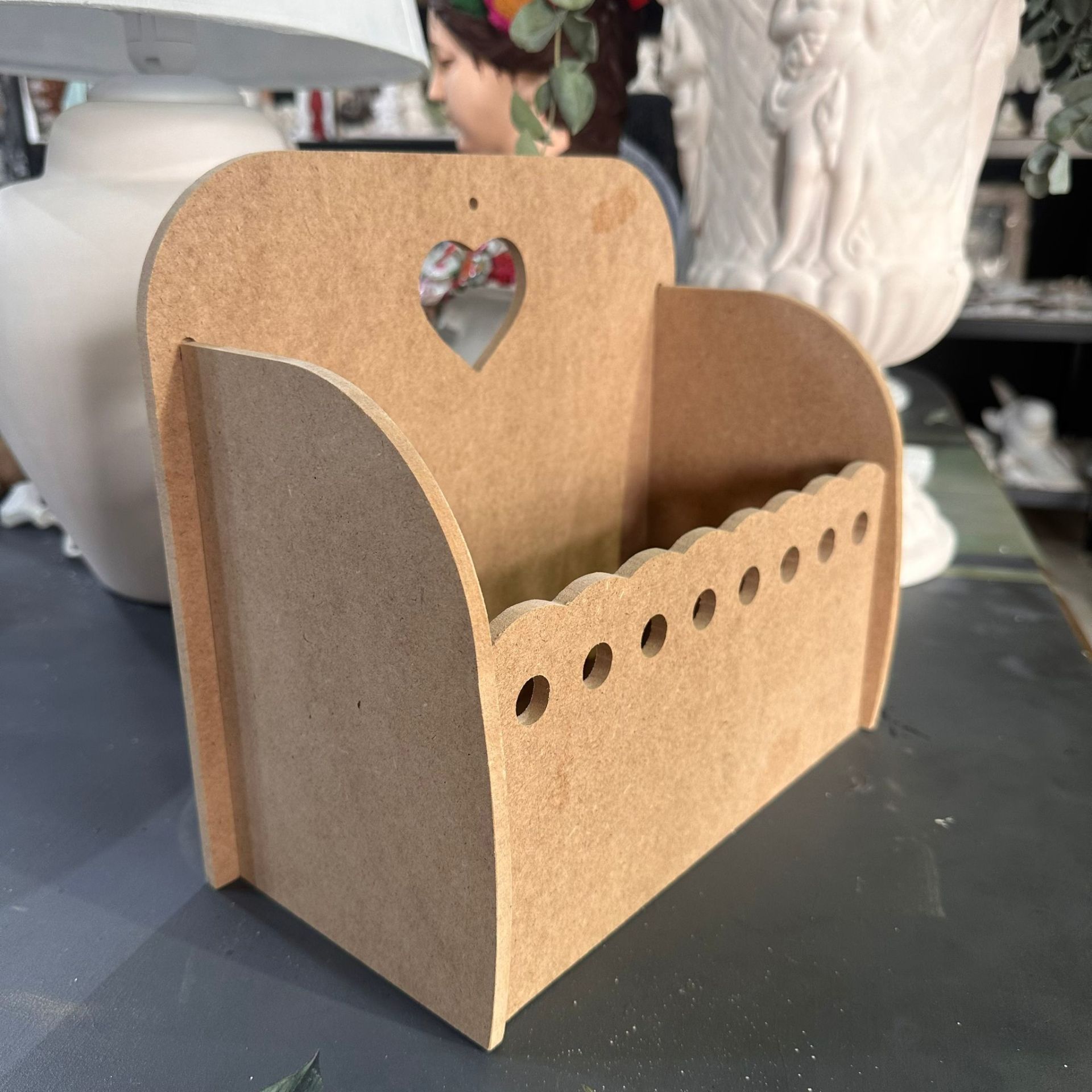 Dekoratif Şişelik veya Posta Kutusu