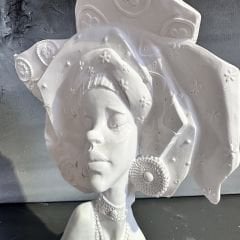 Afro Büst
