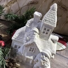 Yılbaşı Evi, Kar Yağmış Kış Ev