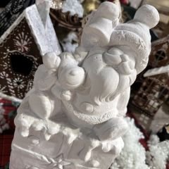 Hediye Kutudu üstünde Noel Baba
